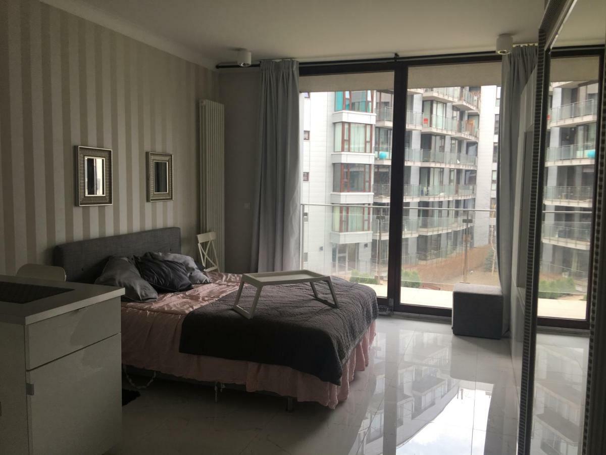 Studio Flat Triton Park Varšava Exteriér fotografie