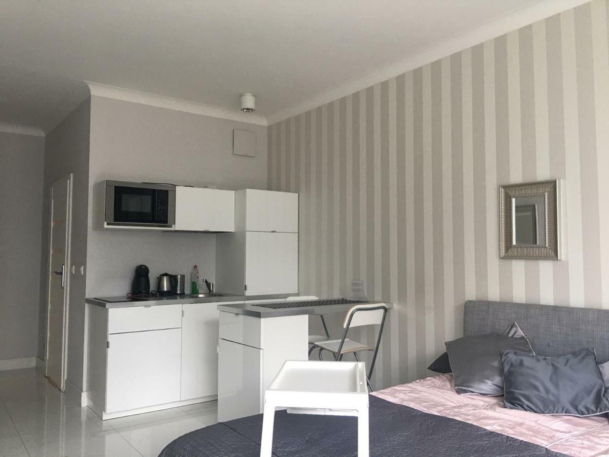 Studio Flat Triton Park Varšava Exteriér fotografie